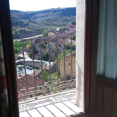 Hotel-Hospederia Los Templarios Sepúlveda Exteriör bild