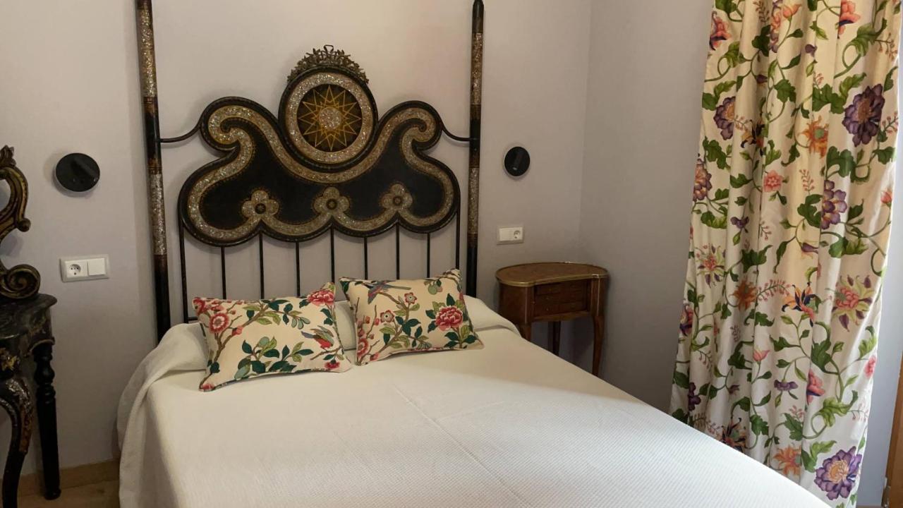 Hotel-Hospederia Los Templarios Sepúlveda Exteriör bild