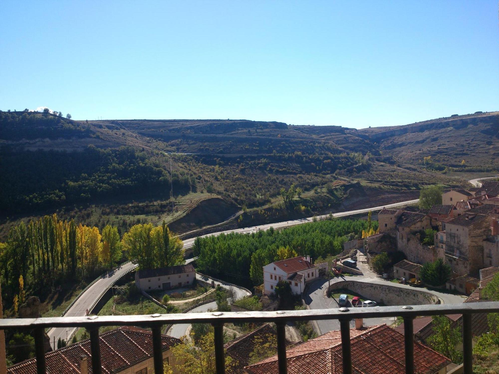 Hotel-Hospederia Los Templarios Sepúlveda Exteriör bild
