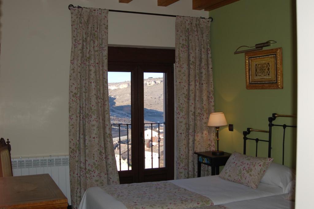 Hotel-Hospederia Los Templarios Sepúlveda Rum bild